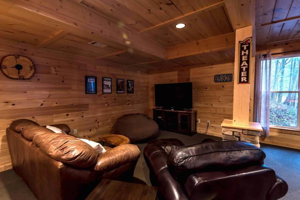Private Creekside Cabin+Hot Tub,Pool Table, & Pets Ellijay Exterior foto